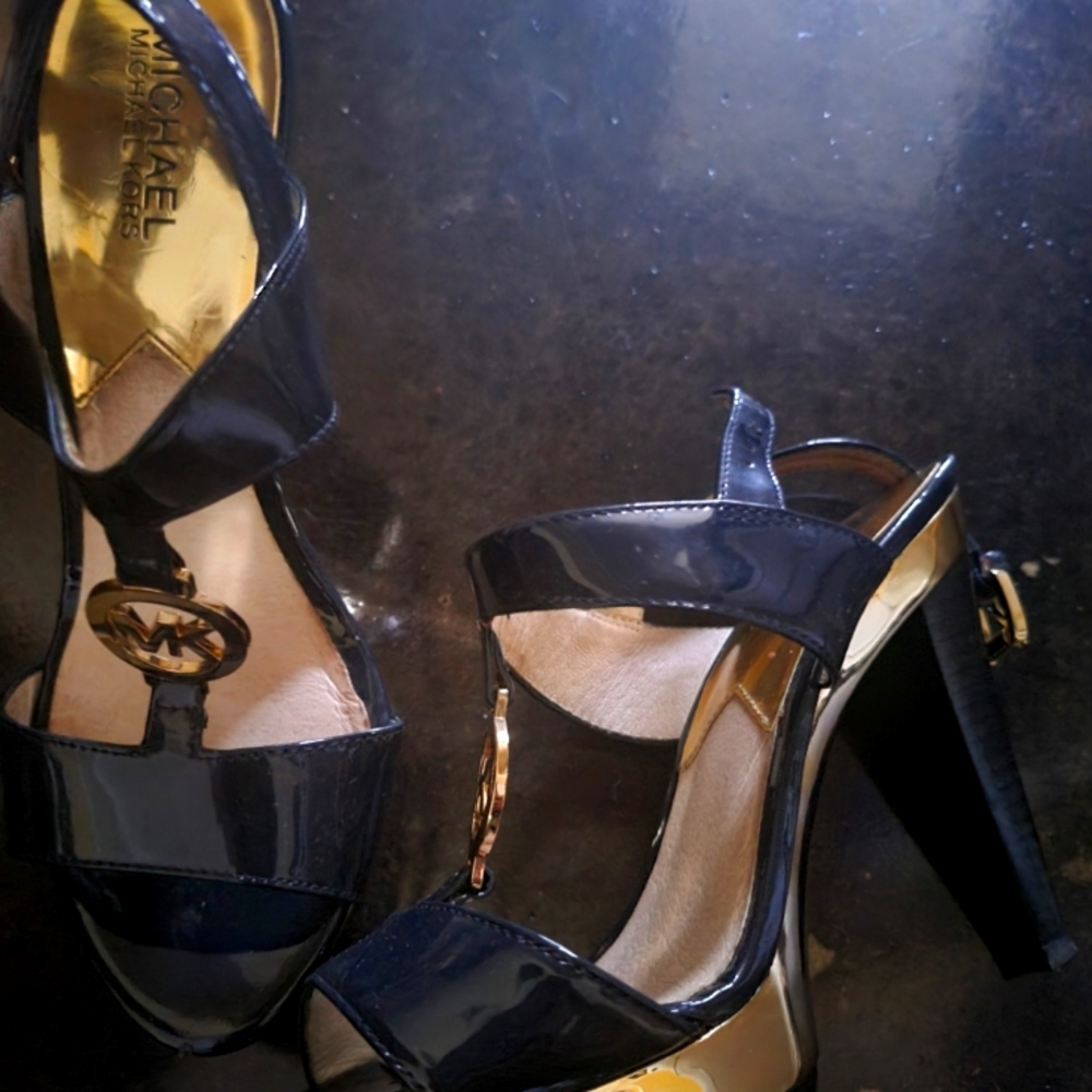 MK Navy Heels Sling Back